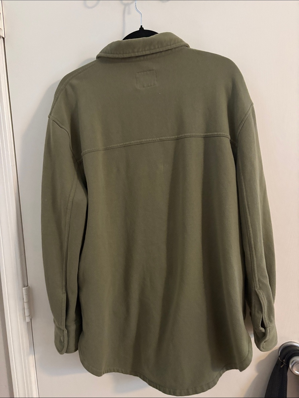Abercrombie Soft Knit Button Up Shacket Sage Green Pockets SZ L - Picture 3 of 3